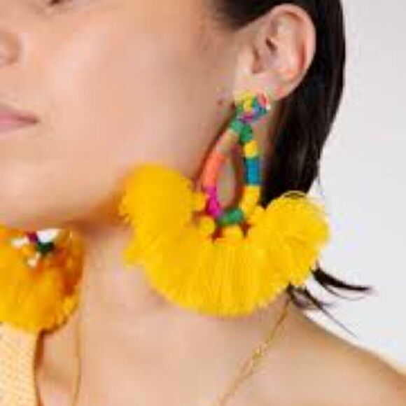 NWT Mochi Hallu Statement Tassel Woven Yellow Boho Fringe Crochet Big Earrings - Picture 5 of 14